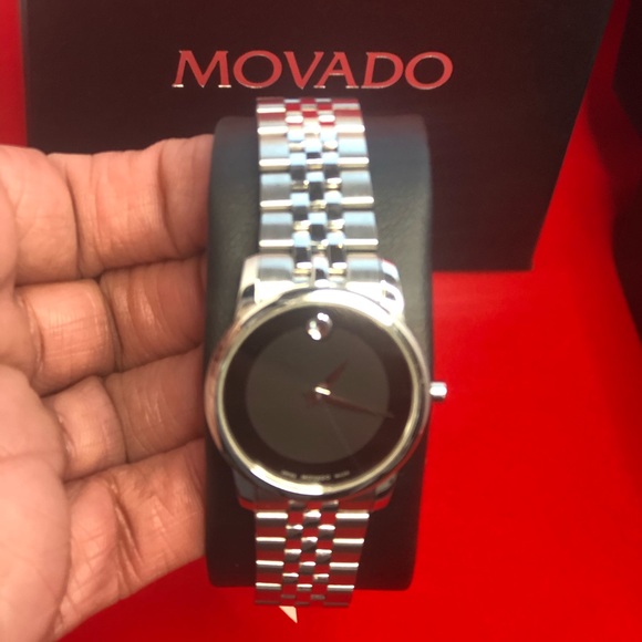 NEW 100% Authentic Movado Museum Classic Watch - Picture 7 of 17